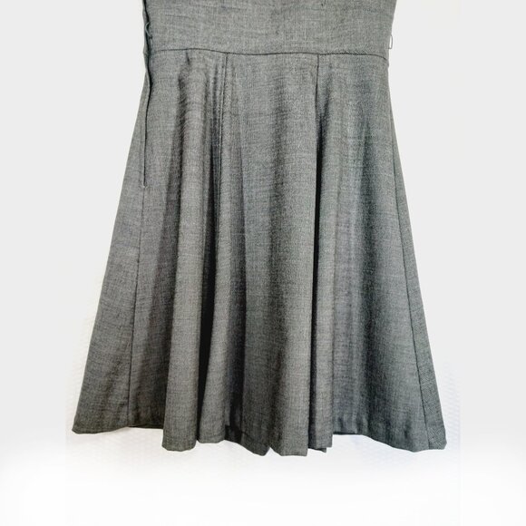 H&M Grey Fit & Flair Scoop Neck Dress Burgundy Polka Dot Lining Size 8 - Picture 7 of 14